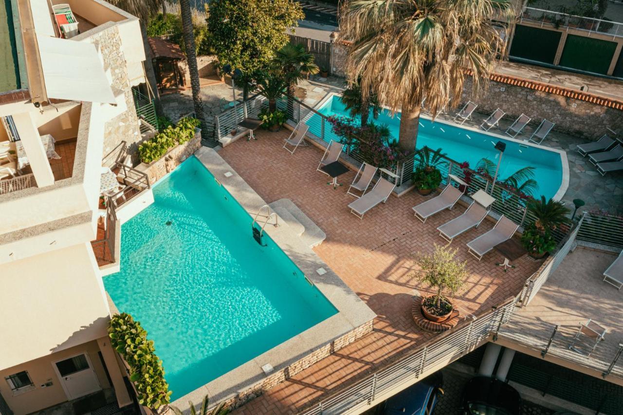 Hotel Residence La Palma Finale Ligure Ngoại thất bức ảnh