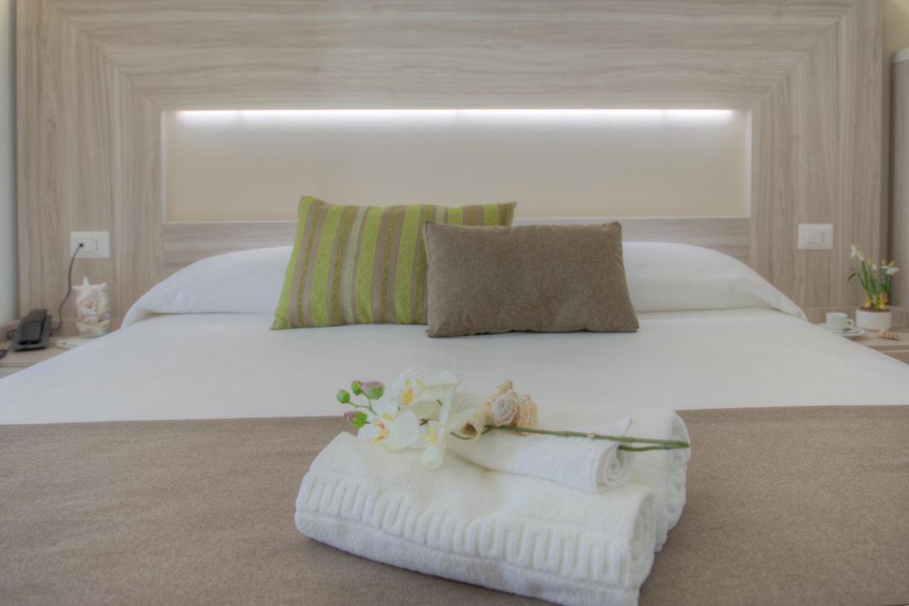Hotel Residence La Palma Finale Ligure Ngoại thất bức ảnh