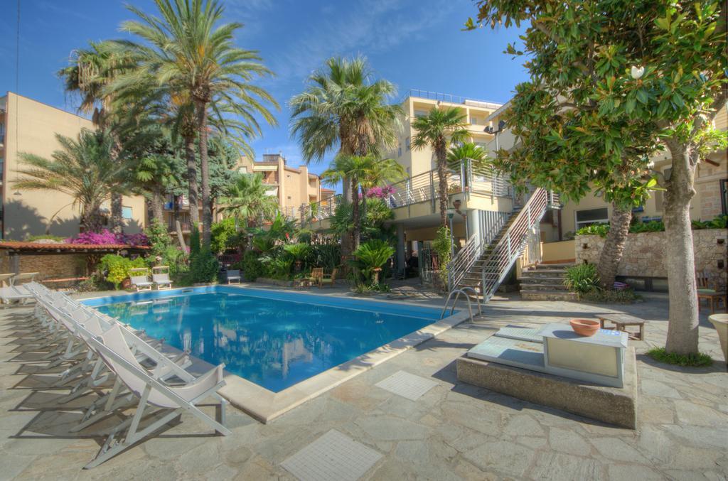 Hotel Residence La Palma Finale Ligure Ngoại thất bức ảnh