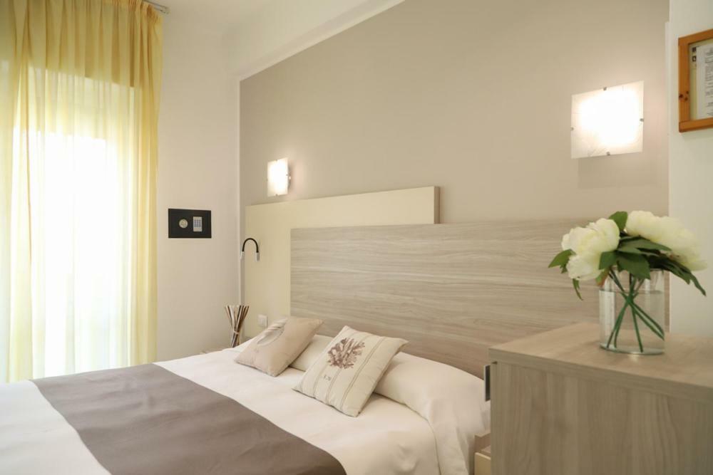 Hotel Residence La Palma Finale Ligure Ngoại thất bức ảnh